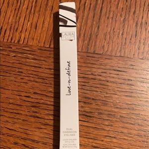 Dual Dimension Eyeliner